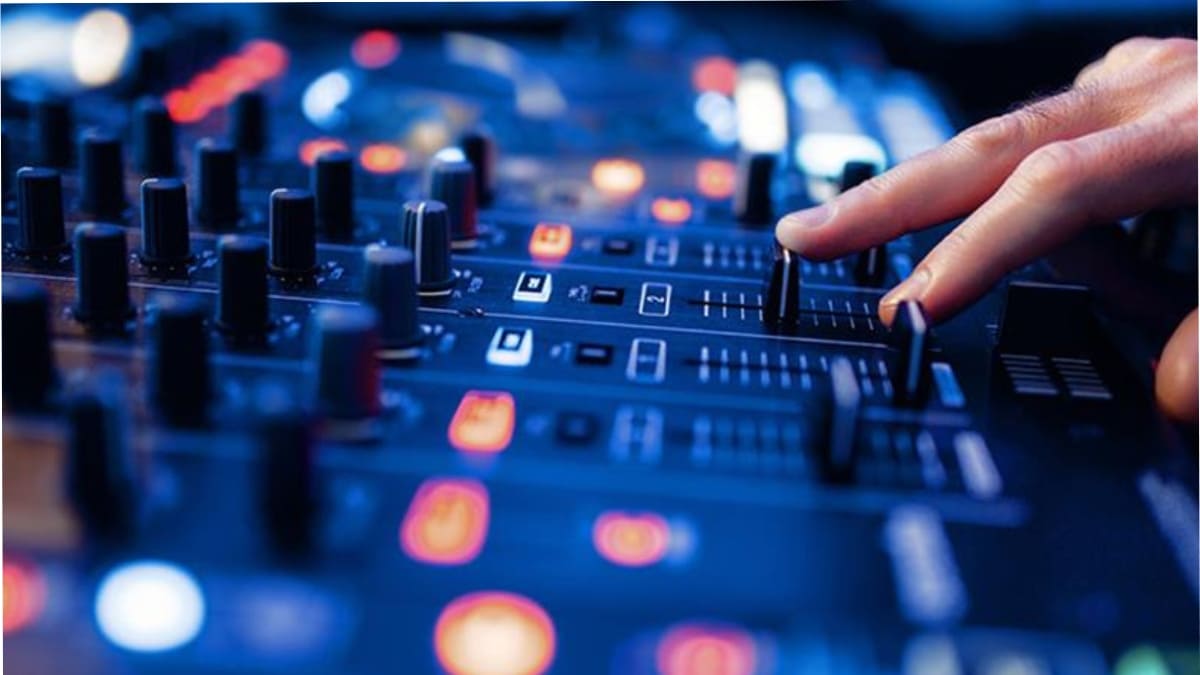 Mashup là gì? Cách tạo một Mashup nhạc đơn giản, dễ hiểu